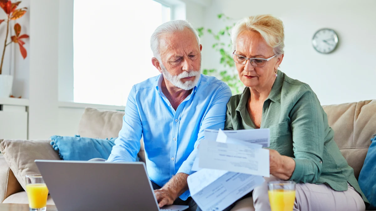 Retraites 2026 : Le gel choc qui menace 17 millions de seniors